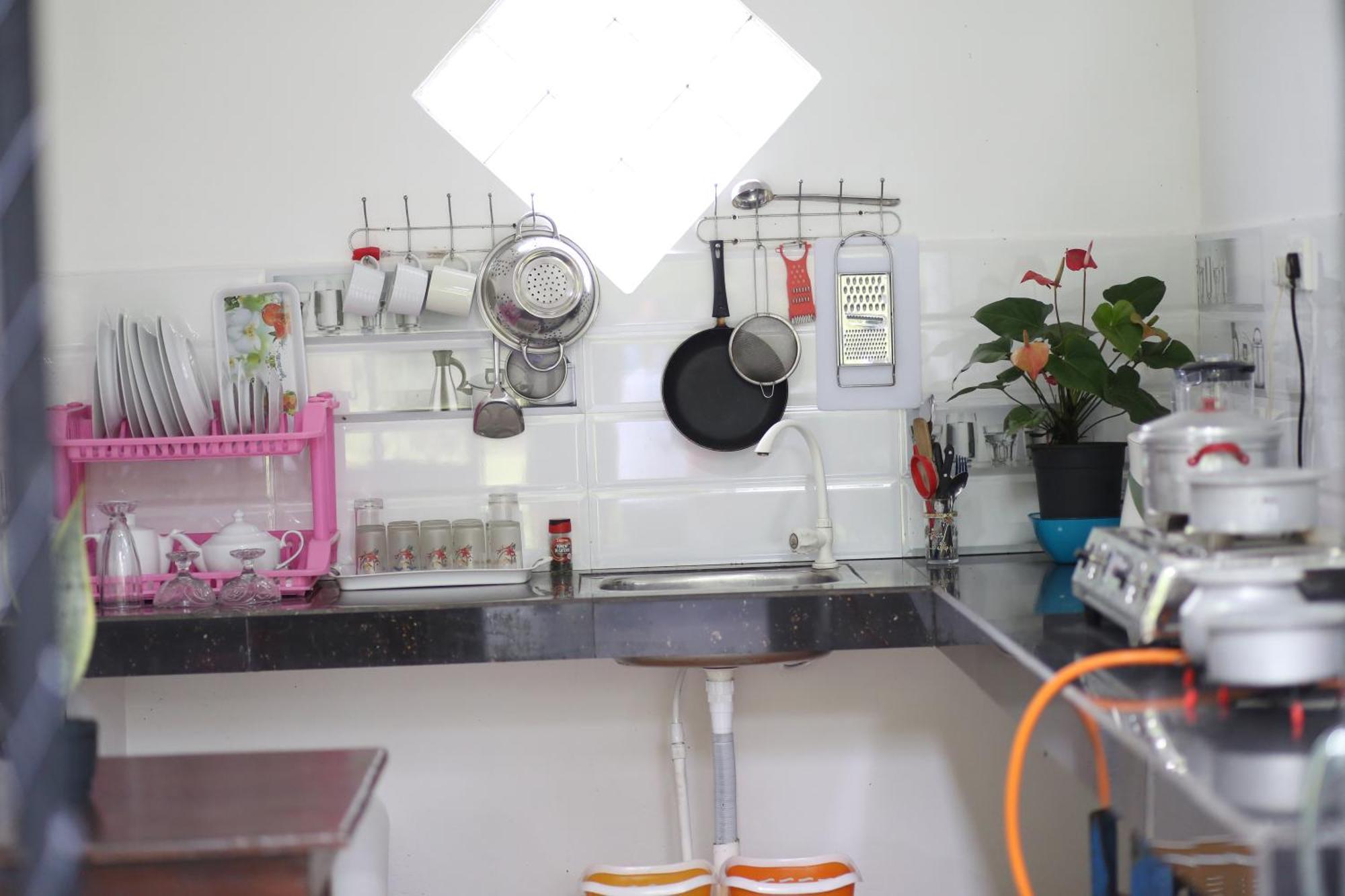 Bakery Family Guest House ミリッサ エクステリア 写真